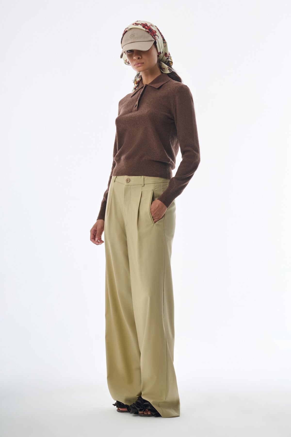 Megusta Oversized Cashmere Wool Polo Knit
